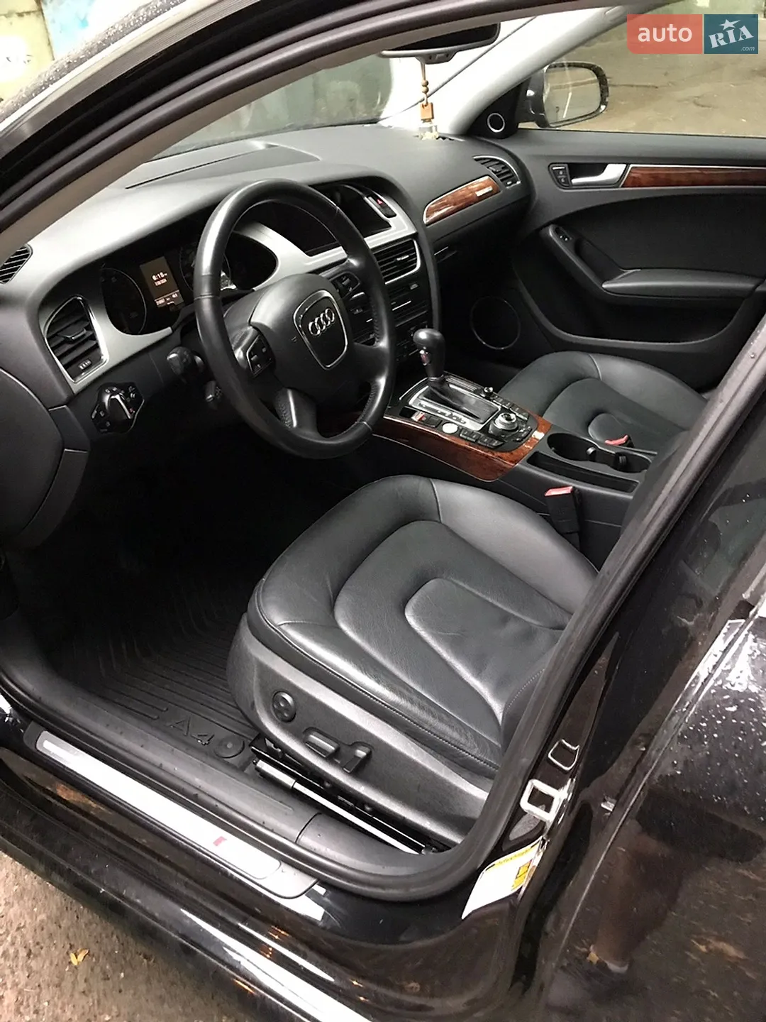 2011 Audi A4 - мініатюра 19
