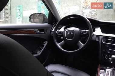 Седан Audi A4 2011 в Одесі