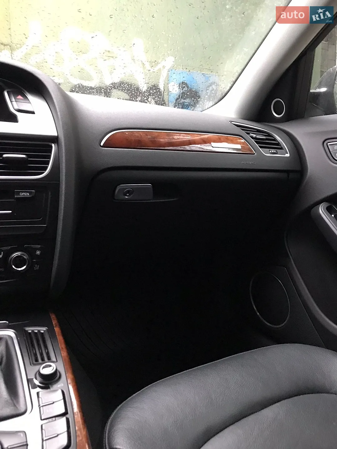 2011 Audi A4 - мініатюра 38