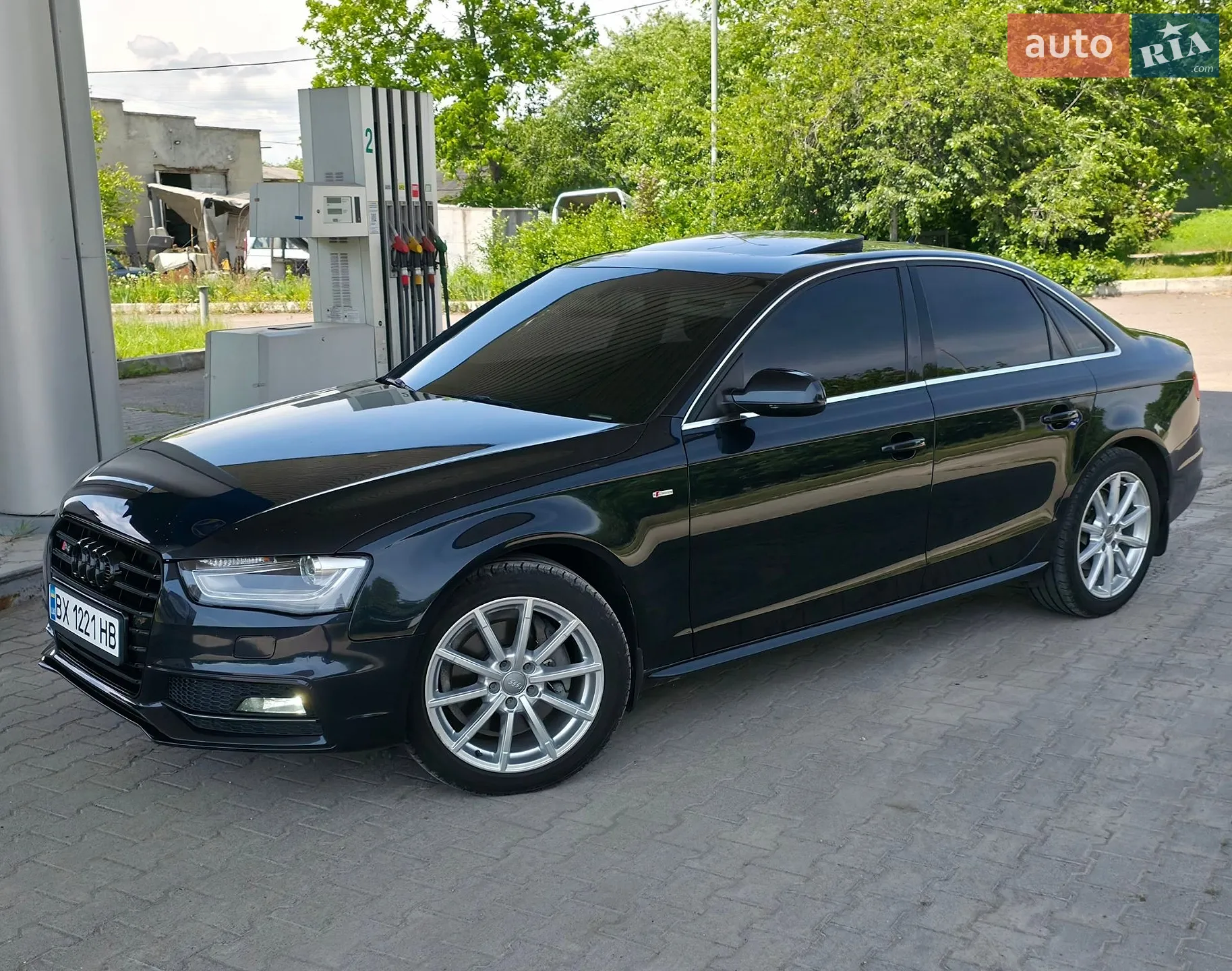 Audi A4 2014 VIN WAUFFAFL9EN028967 фото оголошення 2 з 5