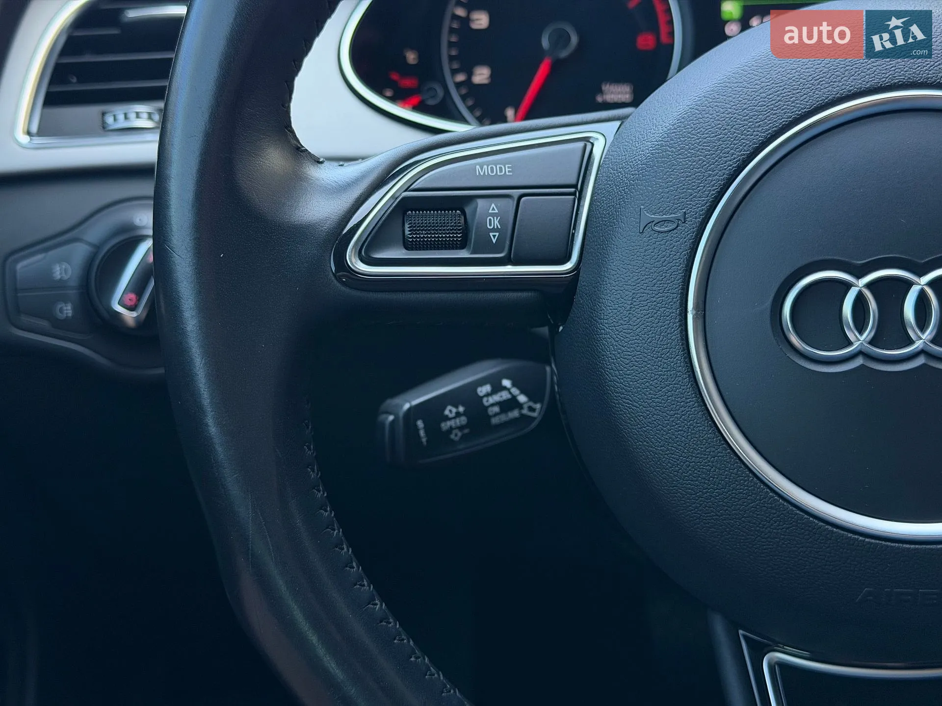 2013 Audi A4 - мініатюра 41