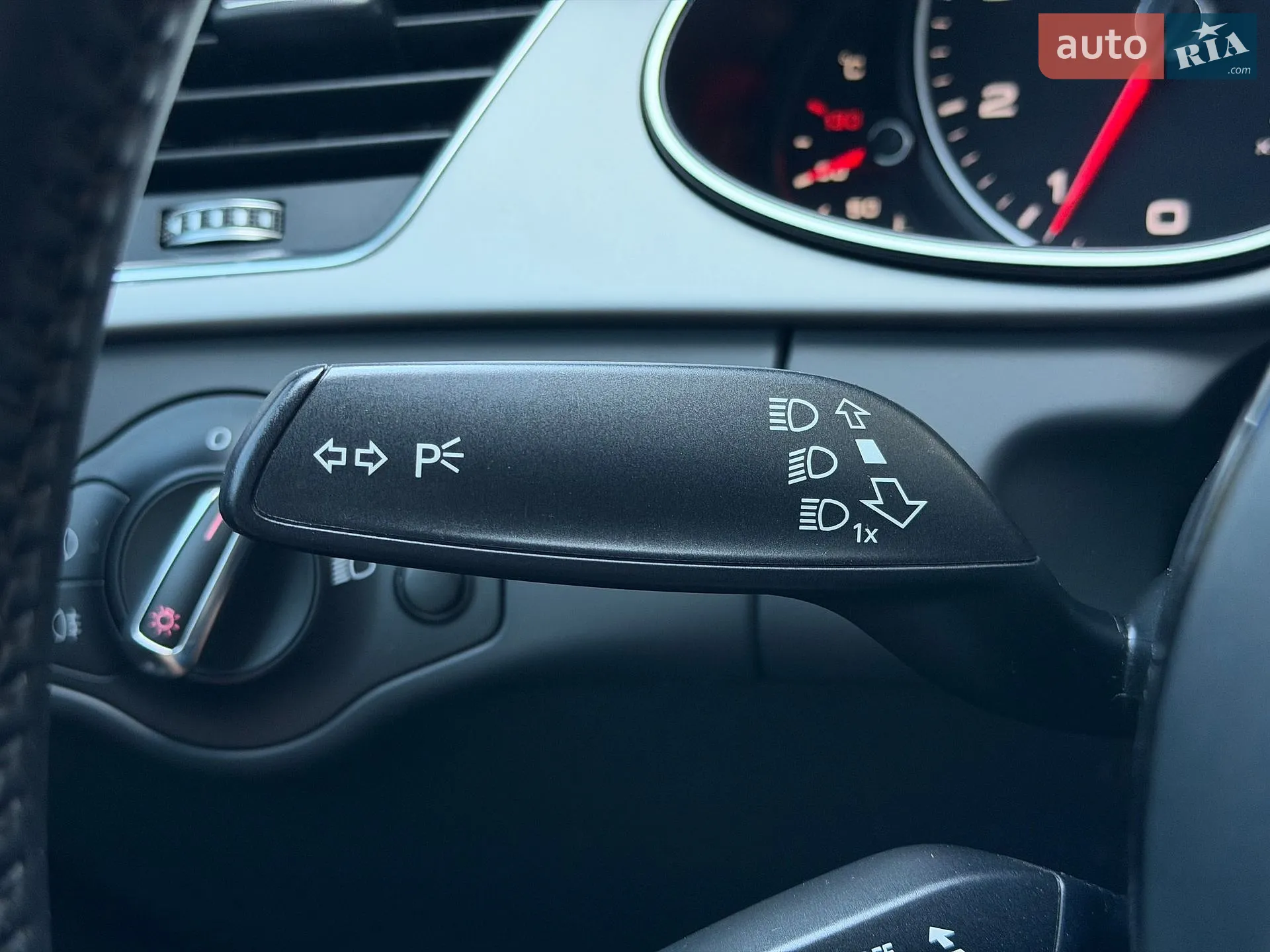 2013 Audi A4 - мініатюра 43
