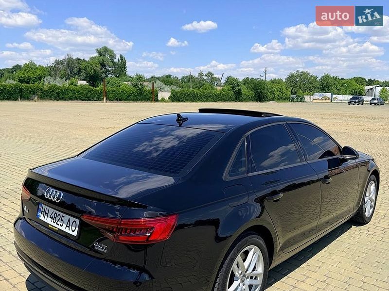Седан Audi A4 2016 в Одесі