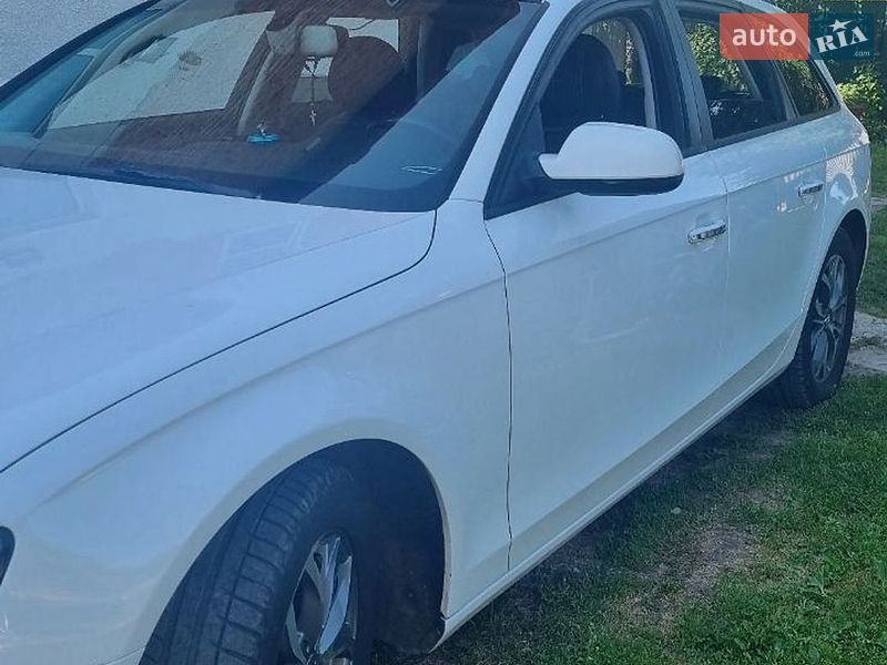 Універсал Audi A4 2010 в Івано-Франківську