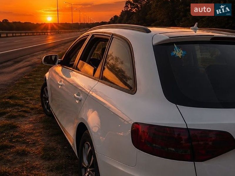 Універсал Audi A4 2010 в Івано-Франківську