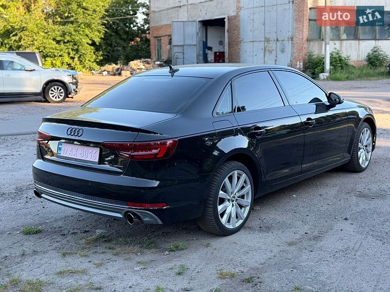 Седан Audi A4 2019 в Лубнах