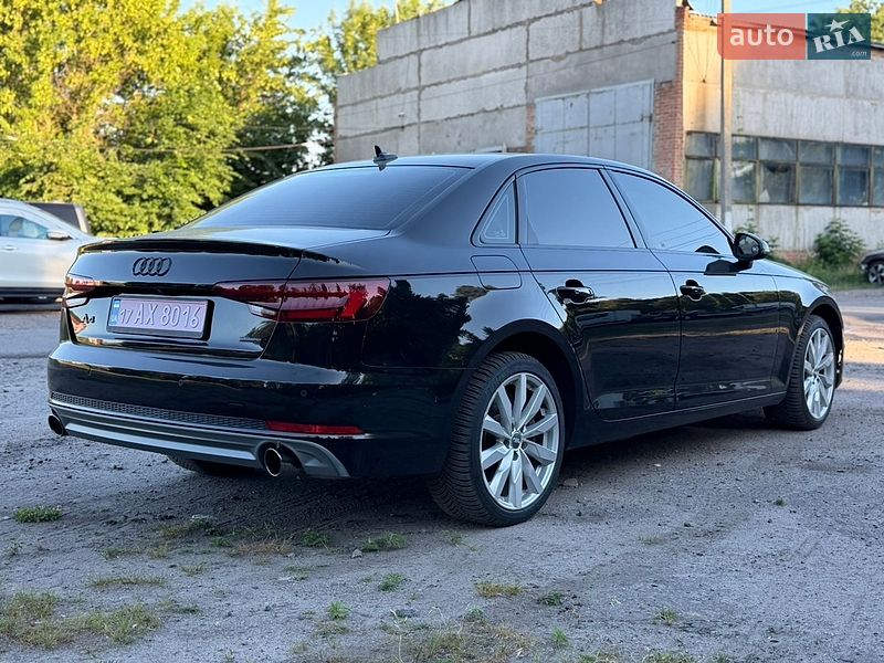Седан Audi A4 2019 в Лубнах