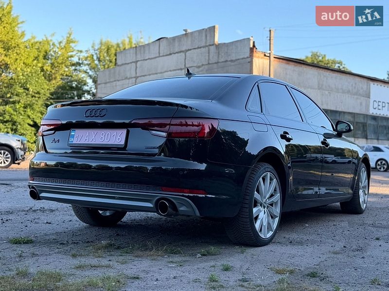 Седан Audi A4 2019 в Лубнах