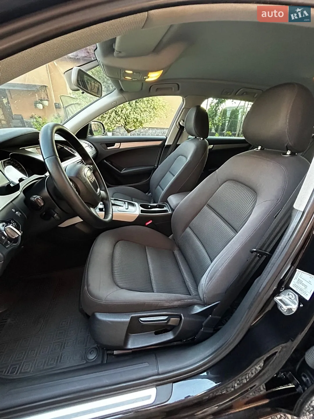 2011 Audi A4 - мініатюра 16