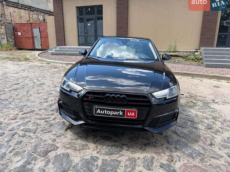Седан Audi A4 2018 в Киеве фото 2 Седан Audi A4 2018 в Киеве