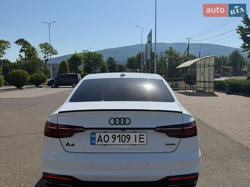 Седан Audi A4 2019 в Виноградове