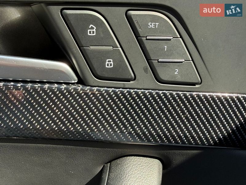 Седан Audi A4 2019 в Виноградове