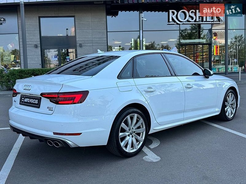 Седан Audi A4 2017 в Киеве