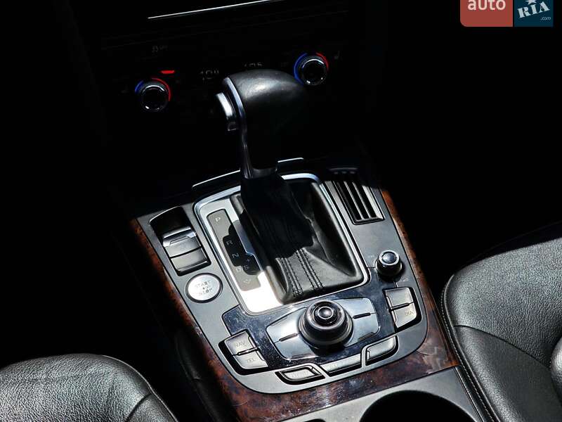 Седан Audi A4 2013 в Харькове