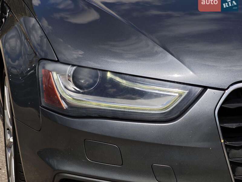 Седан Audi A4 2013 в Харькове