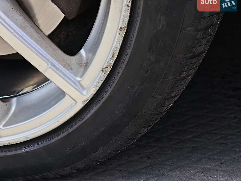 Седан Audi A4 2013 в Харькове