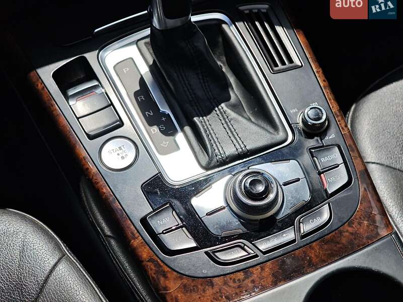 Седан Audi A4 2013 в Харькове