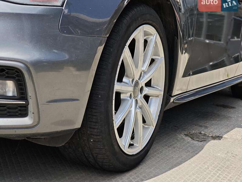 Седан Audi A4 2013 в Харькове