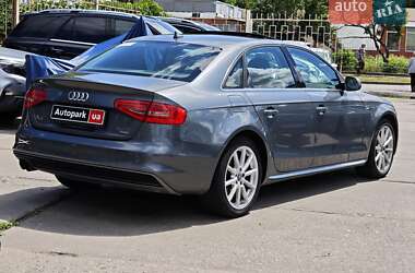 Седан Audi A4 2013 в Харькове