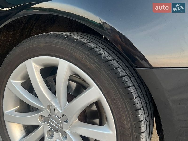 Седан Audi A4 2013 в Тернополі
