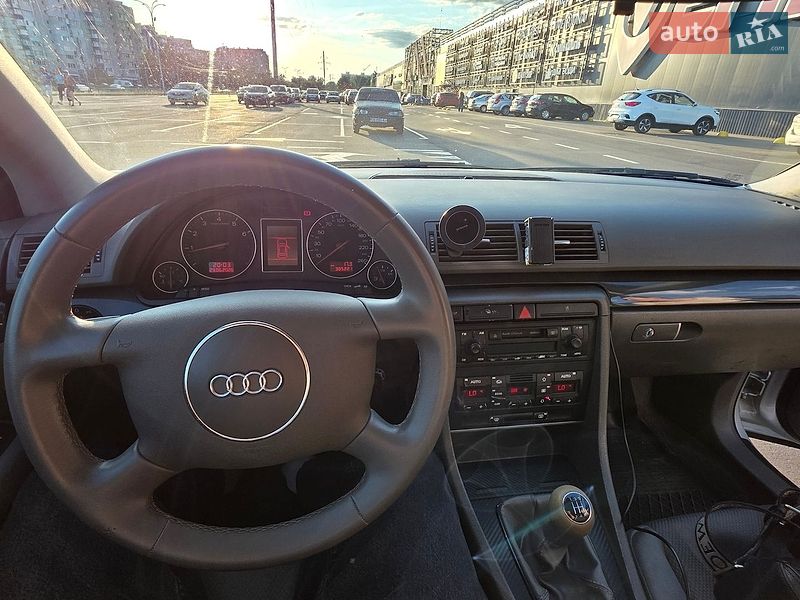 Седан Audi A4 2001 в Чернігові