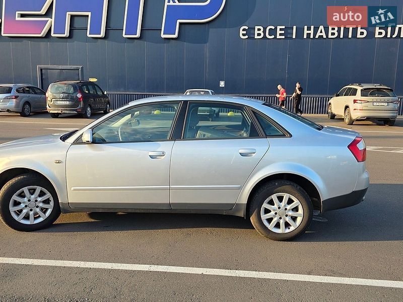 Седан Audi A4 2001 в Чернігові