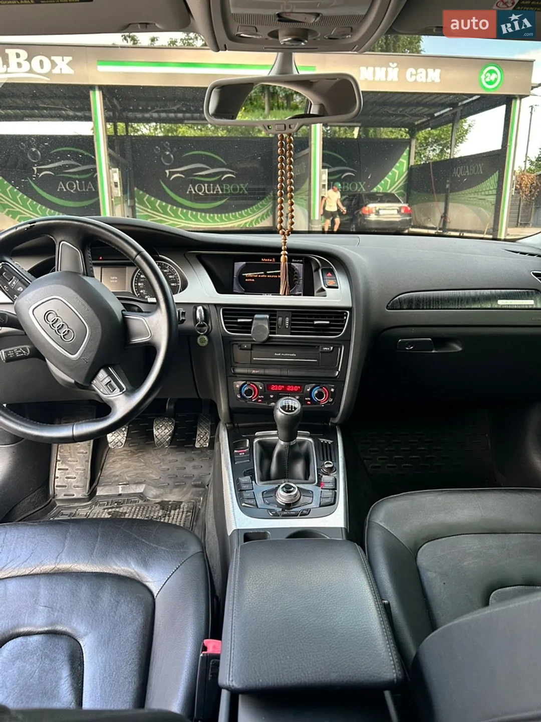 2011 Audi A4 - мініатюра 3