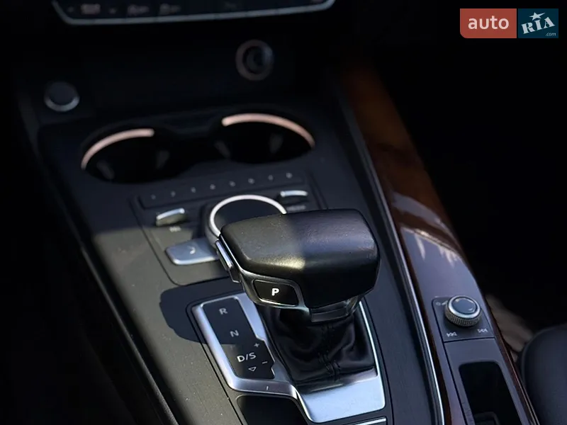 Audi A4 2016 VIN WAUENAF44HN034266 фото оголошення 15 з 70