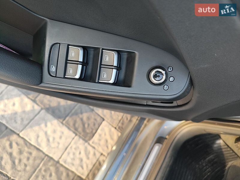 Седан Audi A4 2015 в Львове фото 23 Седан Audi A4 2015 в Львове