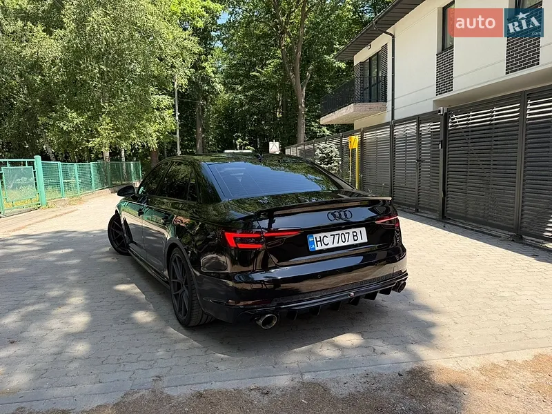 Audi A4 2015 VIN WAUENAF47HN001083 фото оголошення 10 з 66