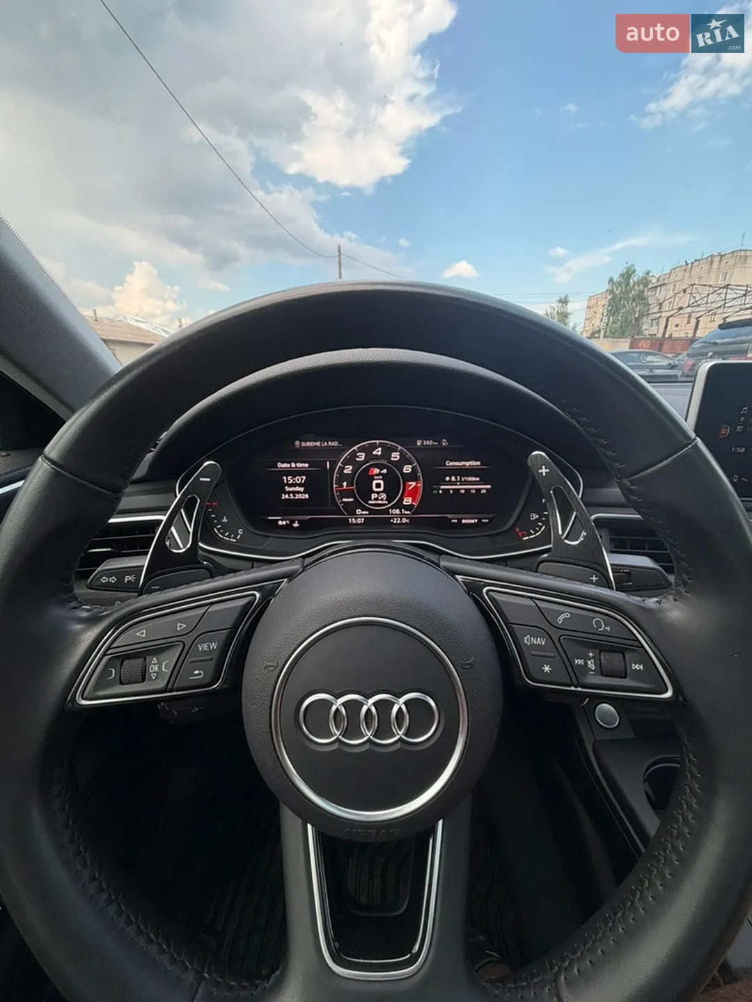 Audi A4 2018 VIN WAUENAF48JN015659 фото оголошення 12 з 24