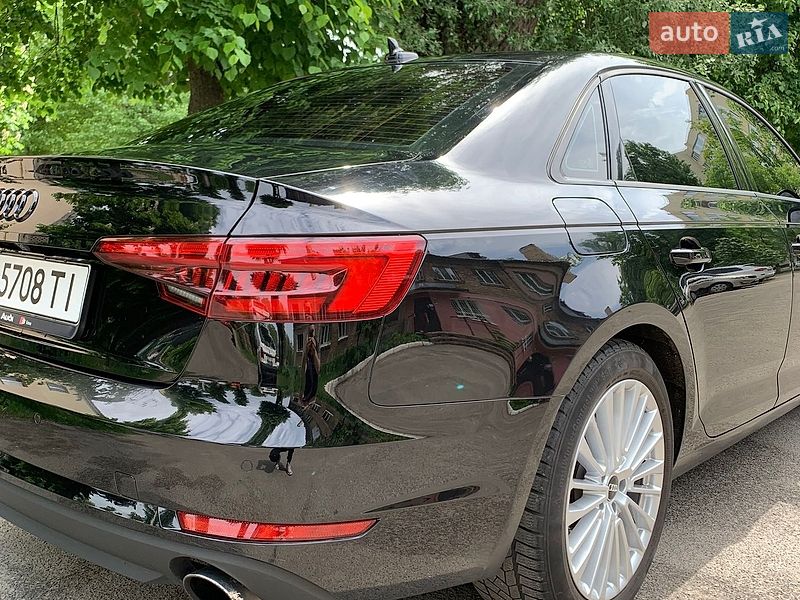 Седан Audi A4 2016 в Ирпене