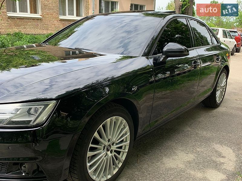 Седан Audi A4 2016 в Ирпене