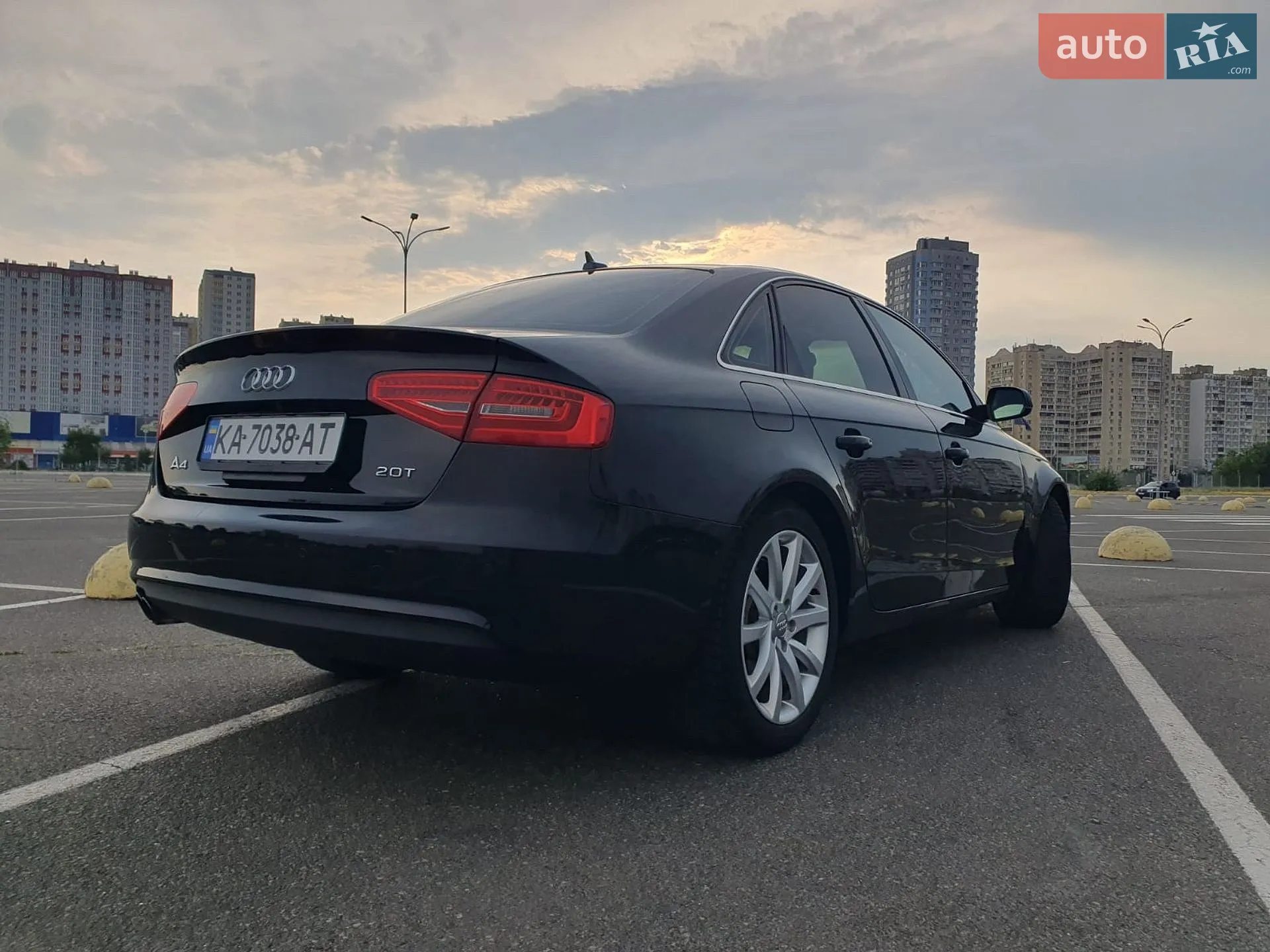 2012 Audi A4 - мініатюра 9