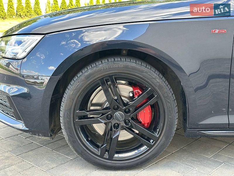 Седан Audi A4 2016 в Луцке