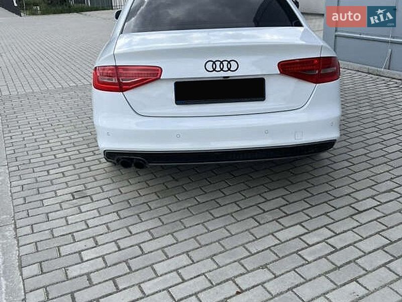 Седан Audi A4 2014 в Киеве