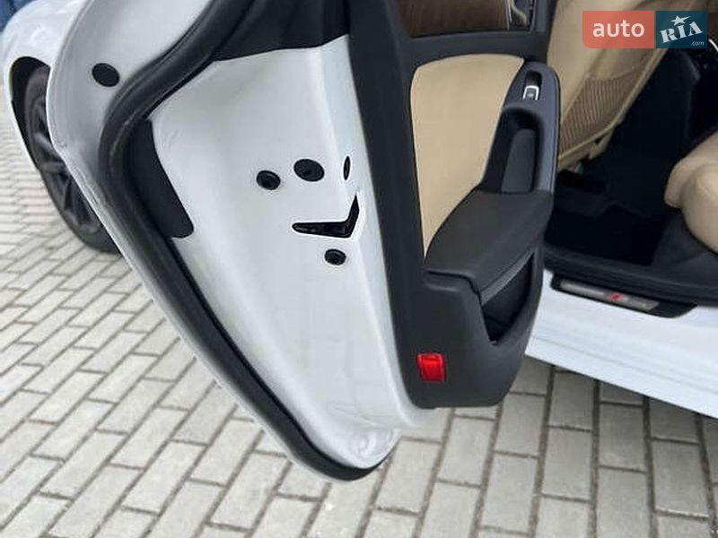 Седан Audi A4 2014 в Киеве