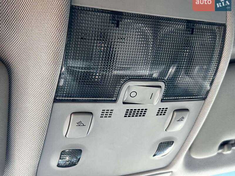 Універсал Audi A4 2005 в Одесі