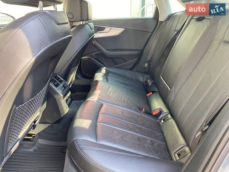 Седан Audi A4 2016 в Києві