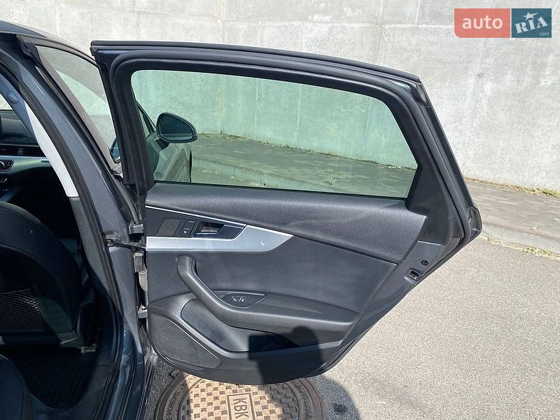Седан Audi A4 2016 в Києві