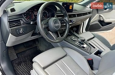 Седан Audi A4 2015 в Киеве