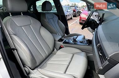 Седан Audi A4 2015 в Киеве