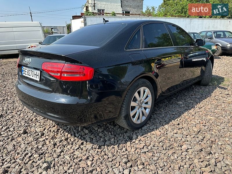Седан Audi A4 2013 в Первомайске