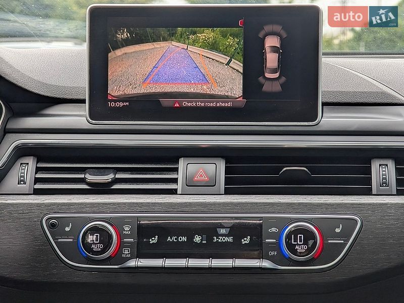 Седан Audi A4 2017 в Дрогобыче