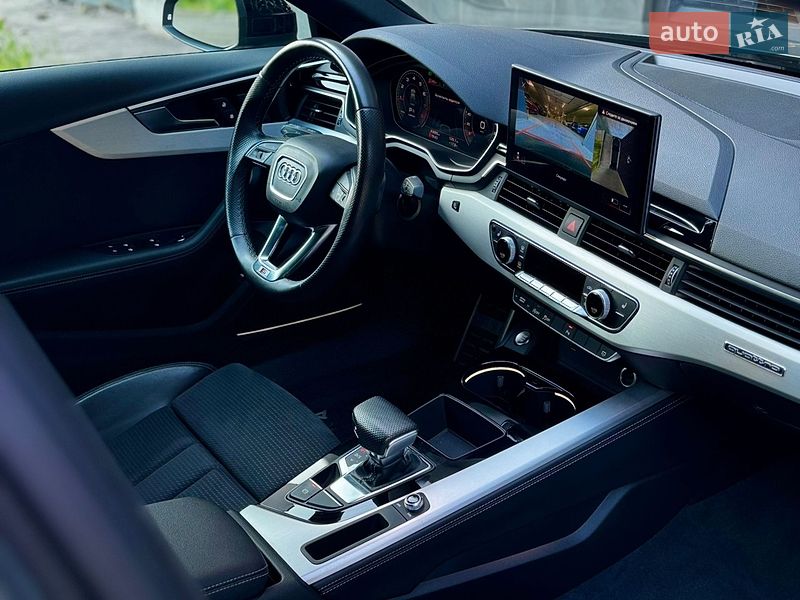 Седан Audi A4 2022 в Харкові