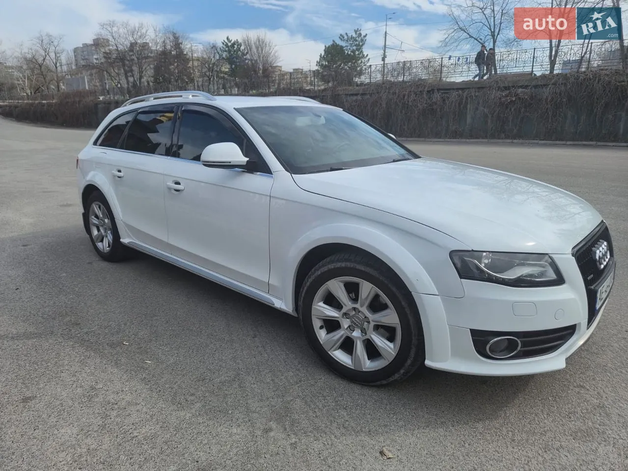 2011 Audi A4 - мініатюра 14