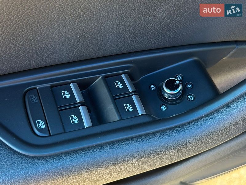Универсал Audi A4 2019 в Луцке
