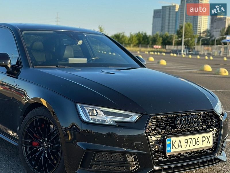 Седан Audi A4 2017 в Киеве