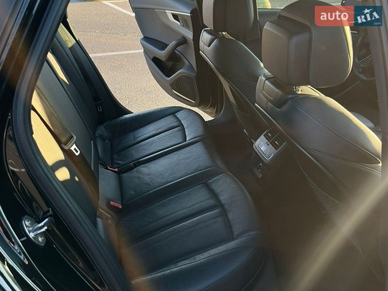 Седан Audi A4 2017 в Киеве