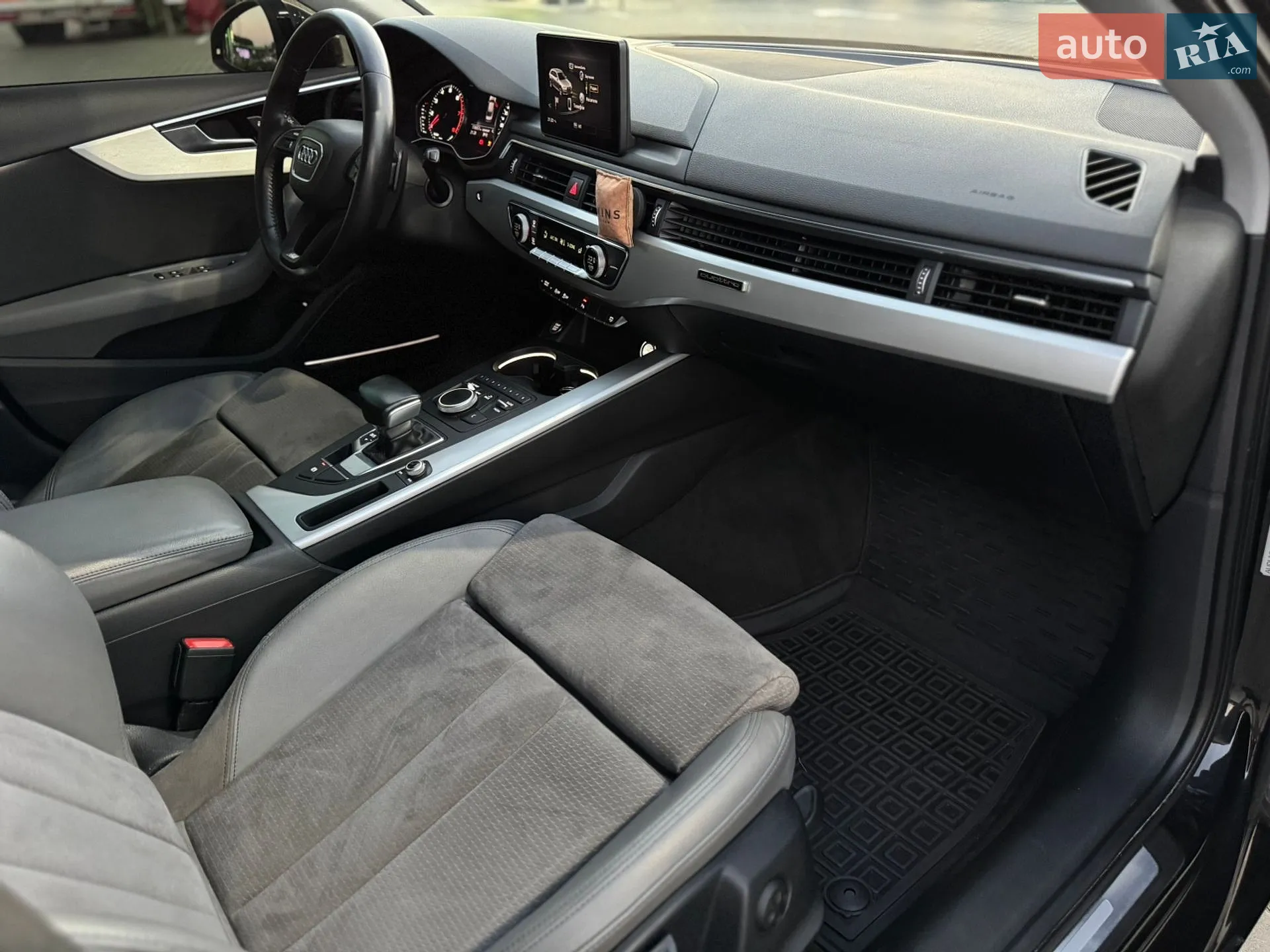 2016 Audi A4 - мініатюра 38